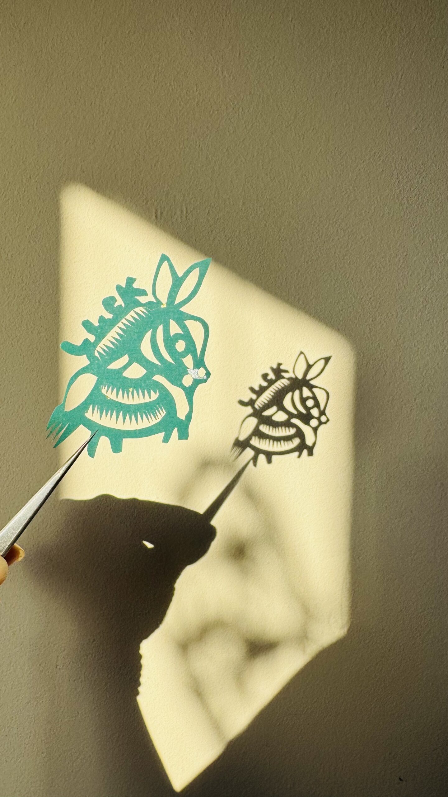 chinese pappercutting of a horse with lucky sign